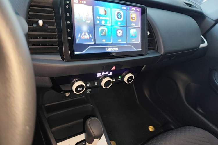 Used Honda Fit 2021 1.5L CVT Trend Edition Audio And AC Panel