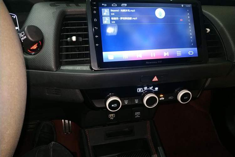 Used Honda Fit 2021 1.5L CVT Trendy Run Pro Edition Audio And AC Panel