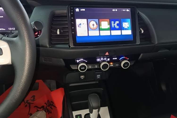 Used Honda Fit 2021 1.5L CVT Trend Edition Audio And AC Panel