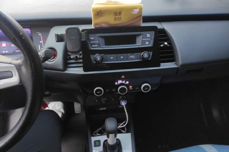 Used Honda Fit 2021 1.5L CVT Trend Edition Audio And AC Panel