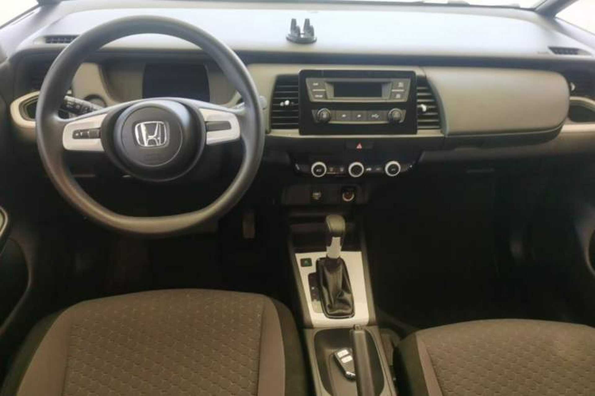Used Honda Fit 2021 1.5L CVT Trend Edition Center Console