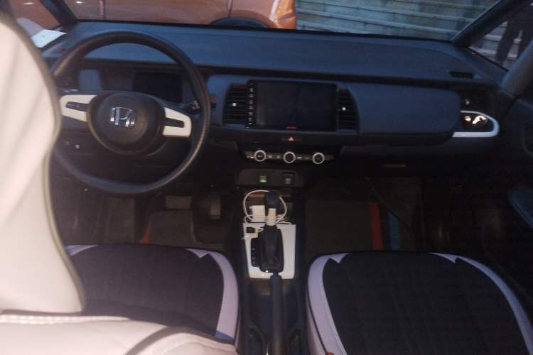 Used Honda Fit 2021 1.5L CVT Trend Edition Center Console