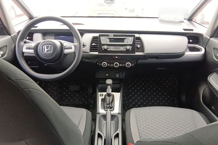 Used Honda Fit 2021 1.5L CVT Trend Edition Center Console