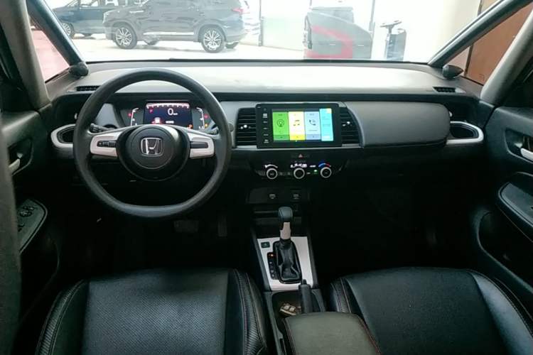 Used Honda Fit 2021 1.5L CVT Trend Edition Center Console