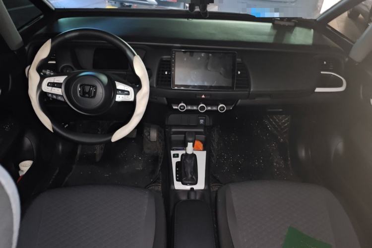 Used Honda Fit 2021 1.5L CVT Trendy Edition Center Console