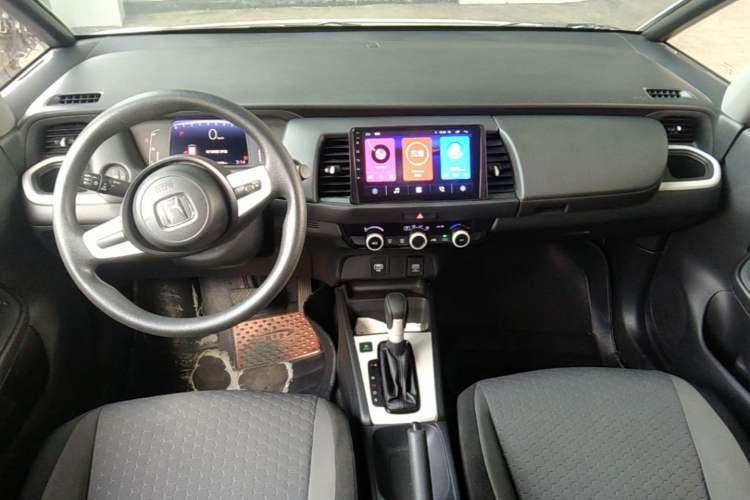 Used Honda Fit 2021 1.5L CVT Trend Edition Center Console