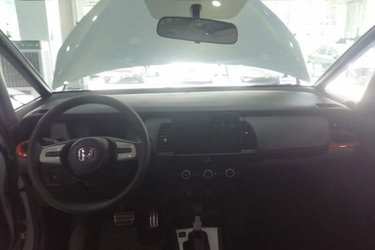Used Honda Fit 2021 1.5L CVT Trendy Sports Edition Center Console