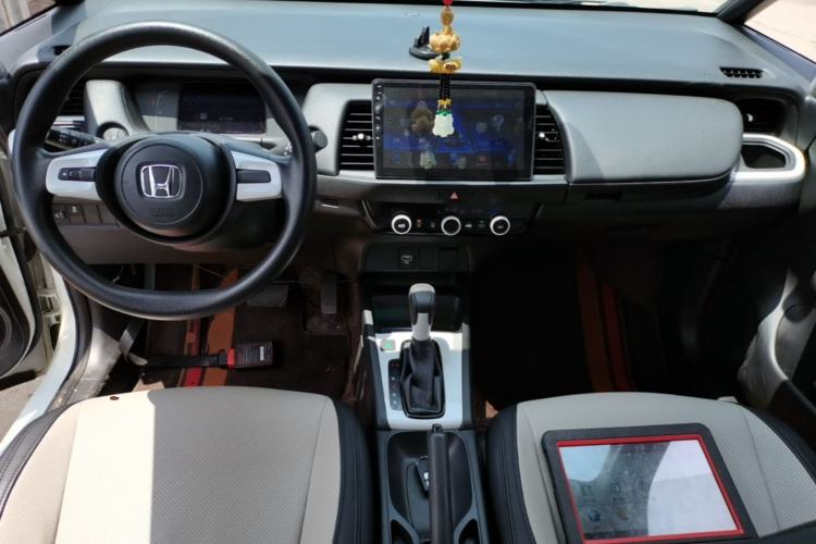 Used Honda Fit 2021 1.5L CVT Trend Edition Center Console