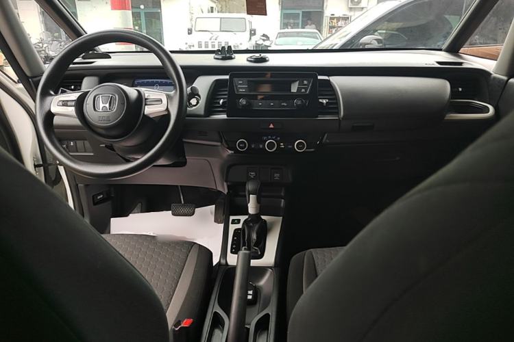 Used Honda Fit 2021 1.5L CVT Trend Edition Center Console