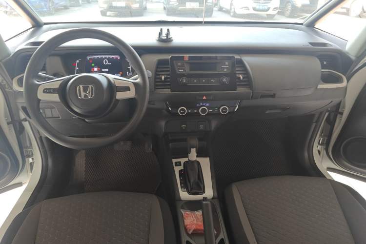 Used Honda Fit 2021 1.5L CVT Trend Edition Center Console