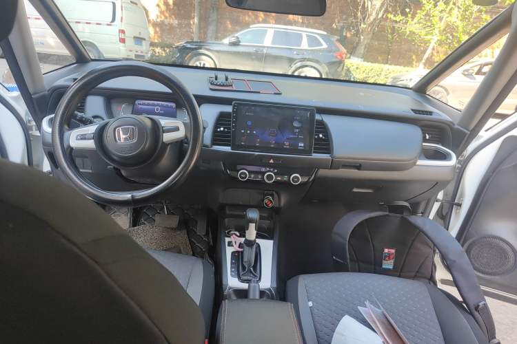 Used Honda Fit 2021 1.5L CVT Trendy Edition Center Console