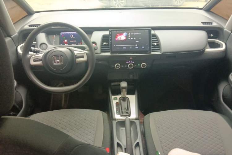 Used Honda Fit 2021 1.5L CVT Trendy Edition Center Console