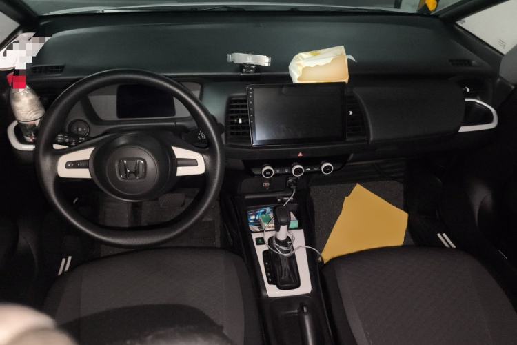 Used Honda Fit 2021 1.5L CVT Trend Edition Center Console