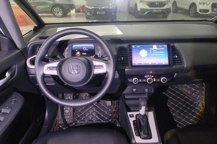 Used Honda Fit 2021 1.5L CVT Trend Edition Center Console