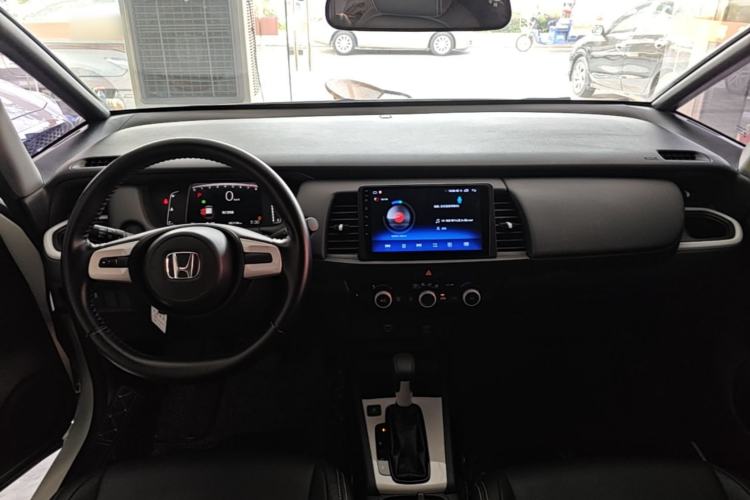 Used Honda Fit 2021 1.5L CVT Trendy Sports Edition Center Console