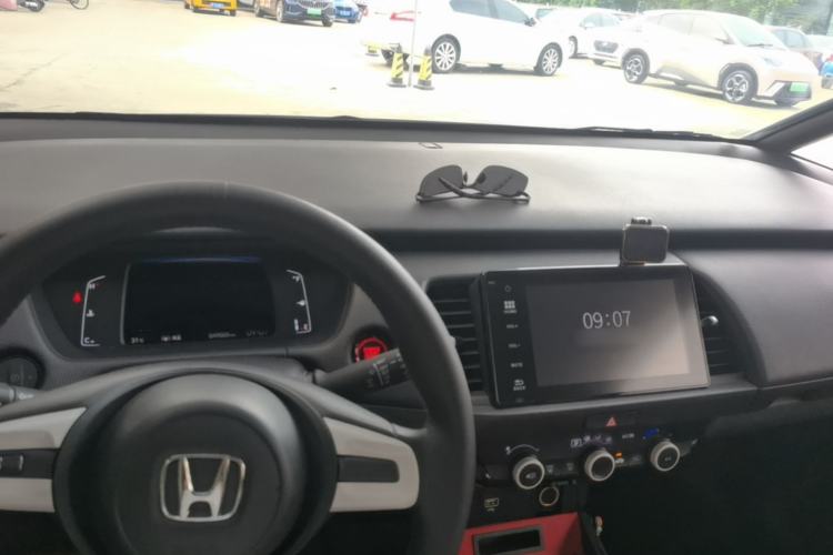 Used Honda Fit 2021 1.5L CVT Trend Edition Center Console