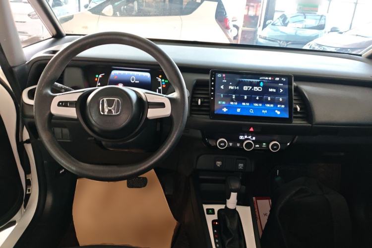 Used Honda Fit 2021 1.5L CVT Trend Edition Center Console
