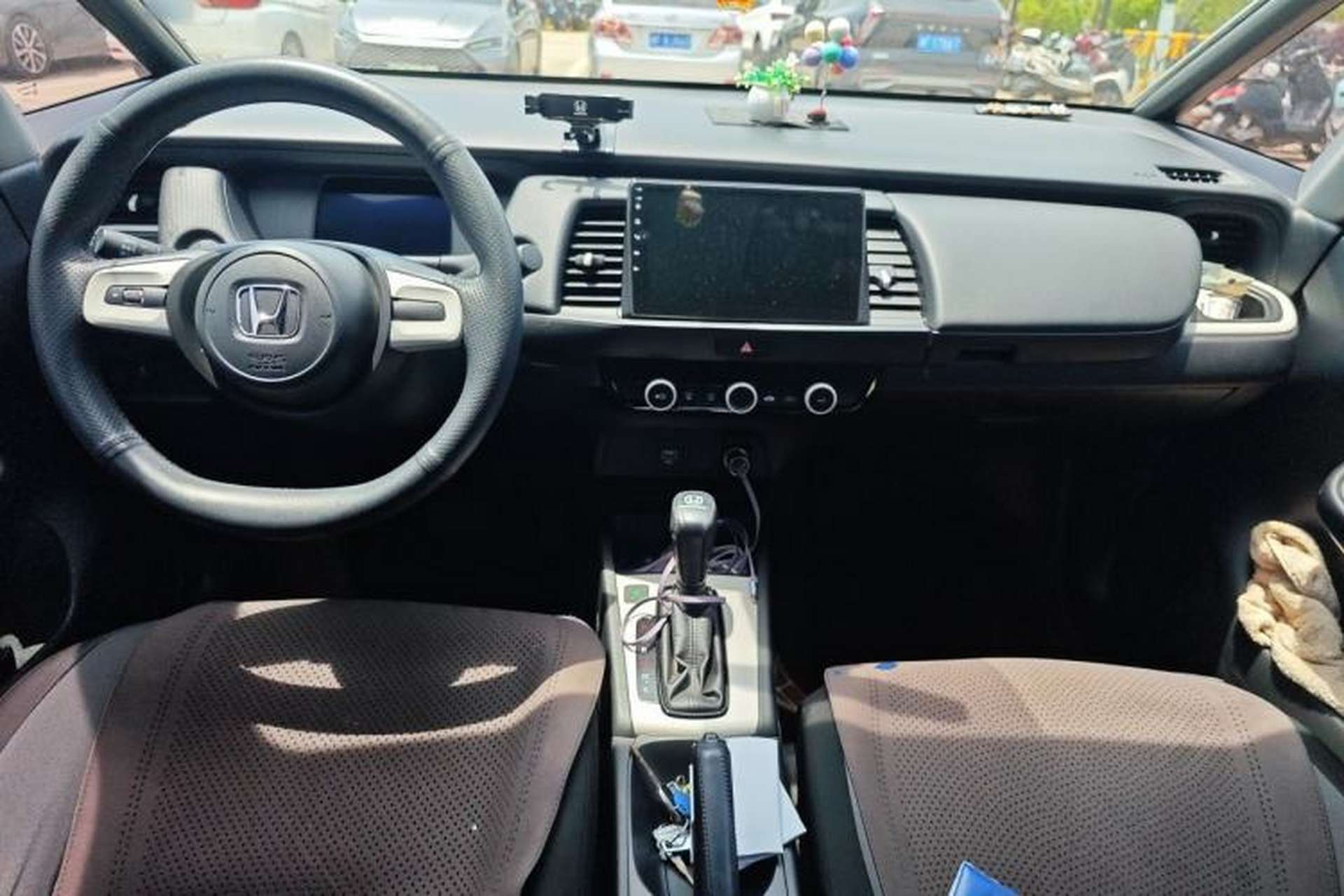 Used Honda Fit 2021 1.5L CVT Trend Edition Center Console