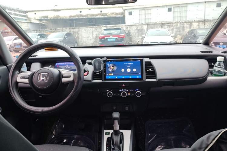 Used Honda Fit 2021 1.5L CVT Trend Edition Center Console