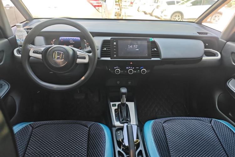 Used Honda Fit 2021 1.5L CVT Trendy Sports Edition Center Console