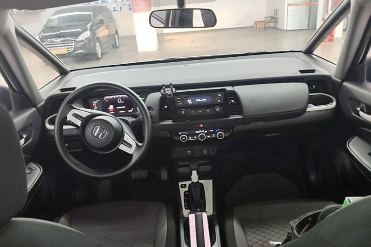 Used Honda Fit 2021 1.5L CVT Trend Edition Center Console