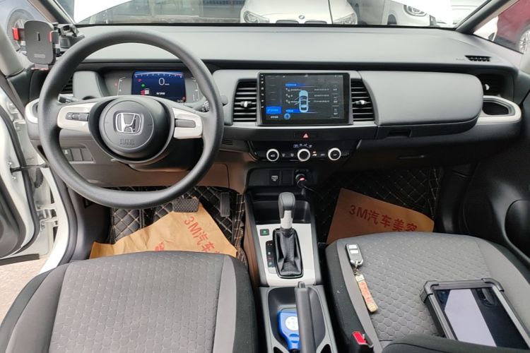 Used Honda Fit 2021 1.5L CVT Trendy Sports Edition Center Console