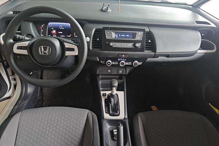 Used Honda Fit 2021 1.5L CVT Trend Edition Center Console