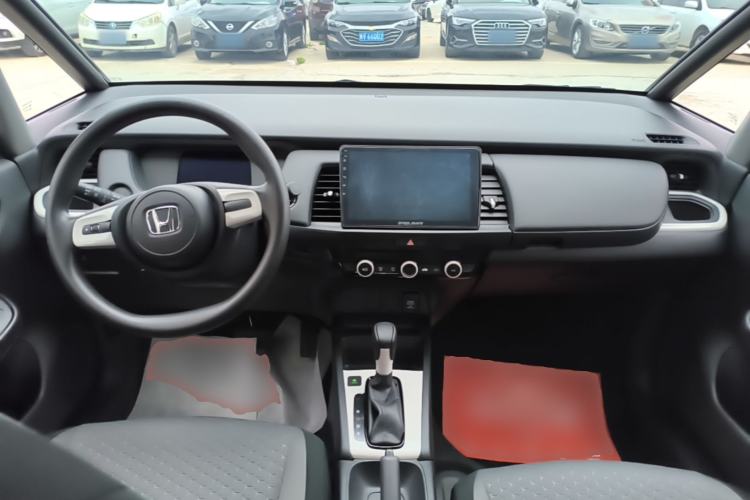 Used Honda Fit 2021 1.5L CVT Trendy Edition Center Console