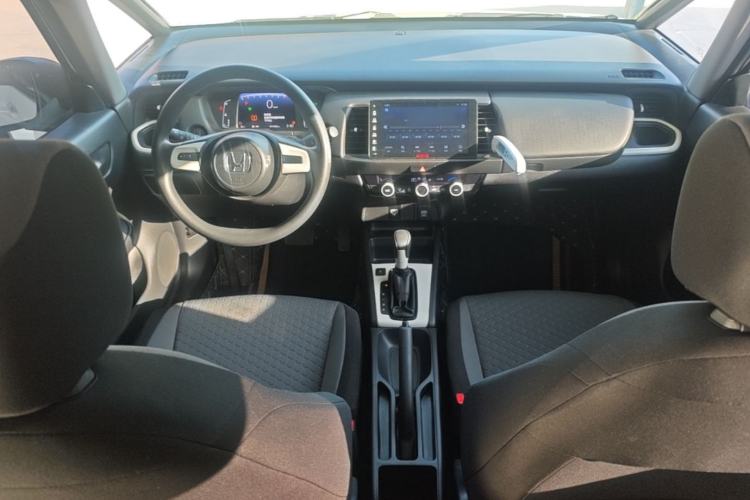 Used Honda Fit 2021 1.5L CVT Trend Edition Center Console