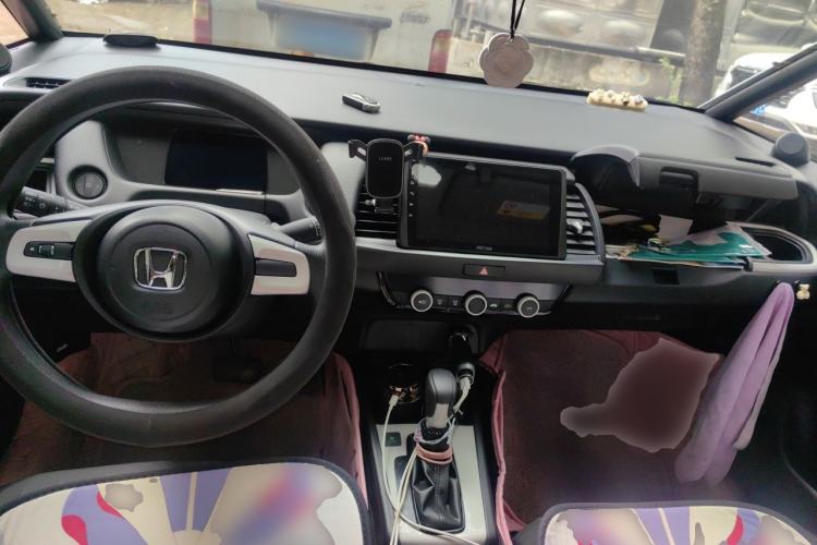 Used Honda Fit 2021 1.5L CVT Trendy Edition Center Console