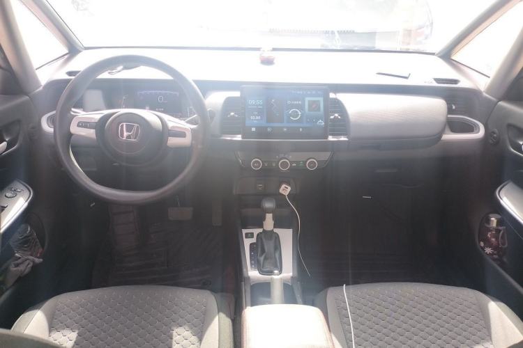 Used Honda Fit 2021 1.5L CVT Trend Edition Center Console