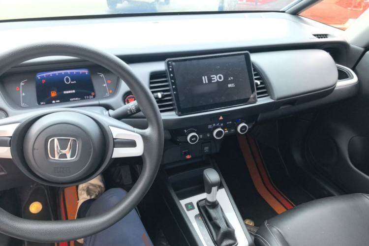 Used Honda Fit 2021 1.5L CVT Trend Edition Center Console