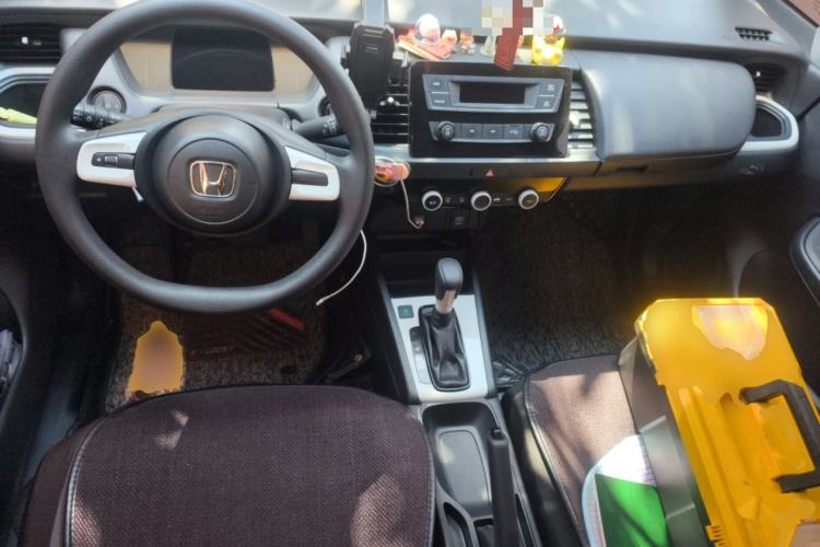 Used Honda Fit 2021 1.5L CVT Trend Edition Center Console