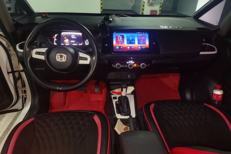 Used Honda Fit 2021 1.5L CVT Trend Edition Center Console
