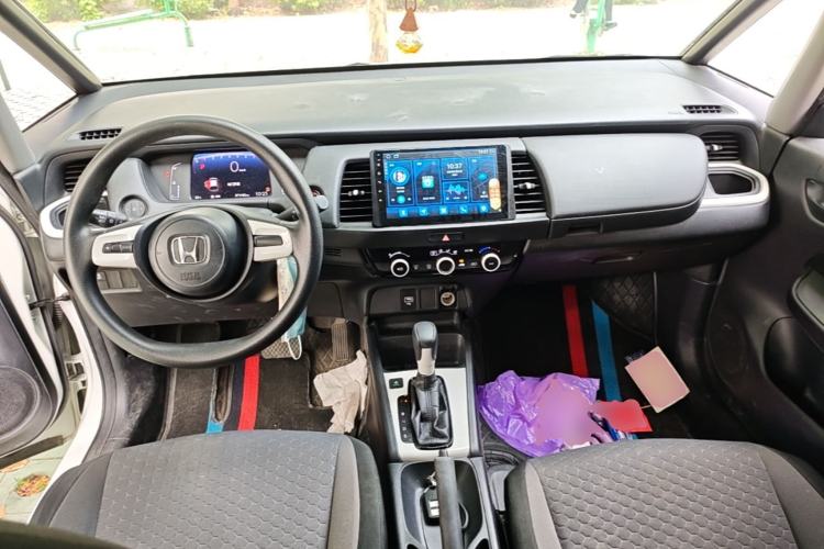 Used Honda Fit 2021 1.5L CVT Trend Edition Center Console