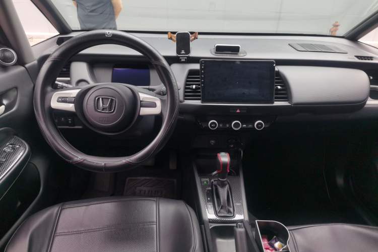 Used Honda Fit 2021 1.5L CVT Trend Edition Center Console