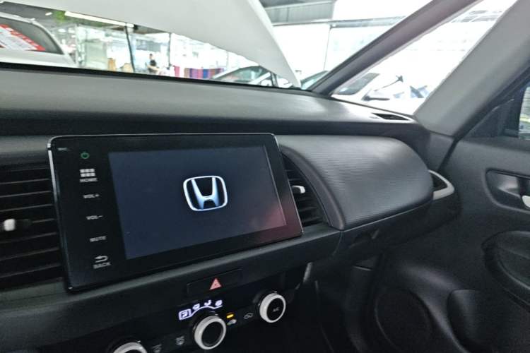 Used Honda Fit 2021 1.5L CVT Trend Edition Center Console