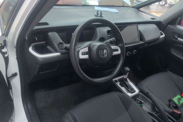 Used Honda Fit 2021 1.5L CVT Trend Edition Center Console