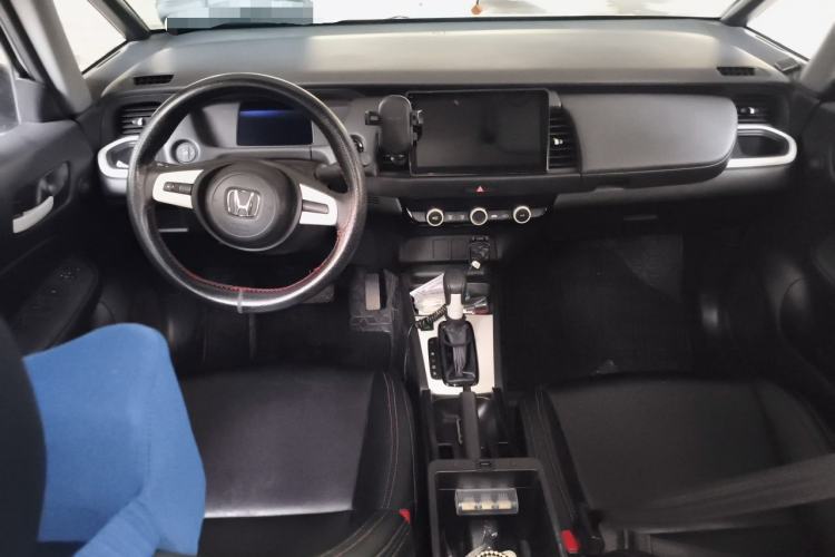 Used Honda Fit 2021 1.5L CVT Trendy Edition Center Console