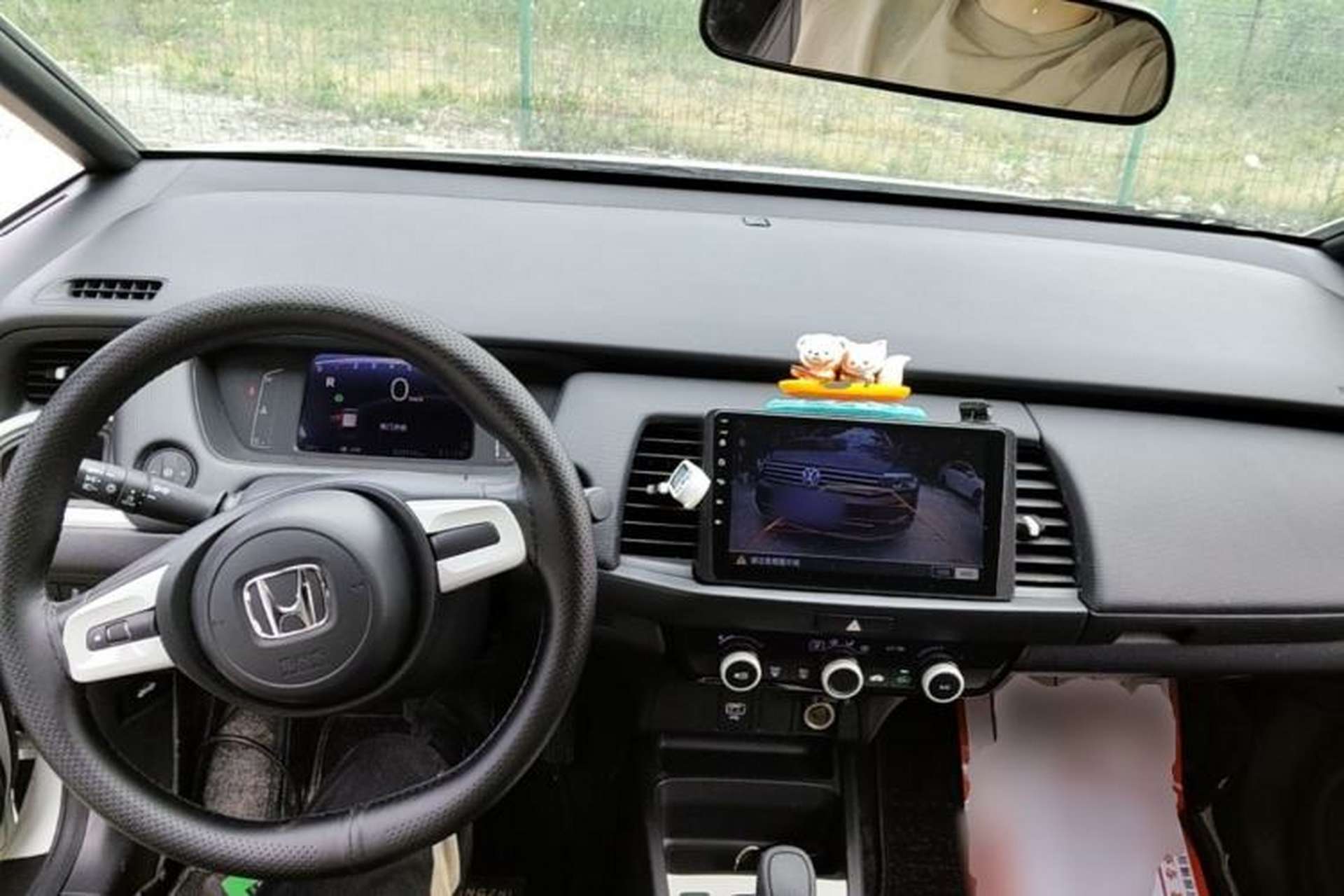 Used Honda Fit 2021 1.5L CVT Trend Edition Center Console