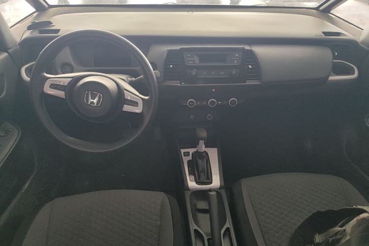 Used Honda Fit 2021 1.5L CVT Trend Edition Center Console