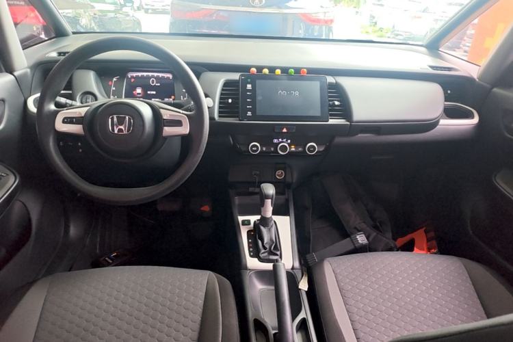 Used Honda Fit 2021 1.5L CVT Trend Edition Center Console