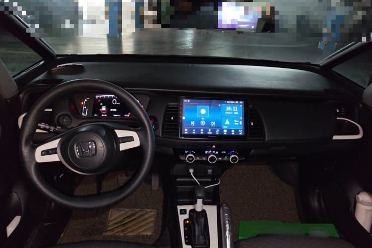 Used Honda Fit 2021 1.5L CVT Trend Edition Center Console