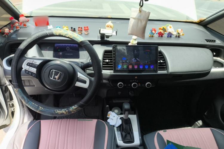 Used Honda Fit 2021 1.5L CVT Trend Edition Center Console