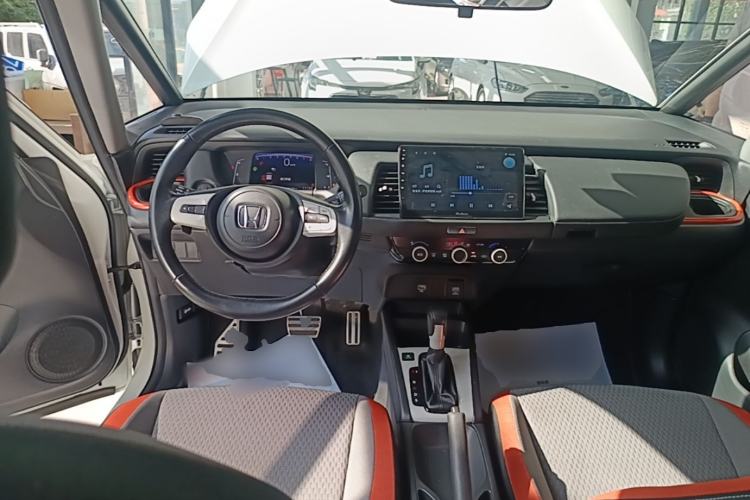 Used Honda Fit 2021 1.5L CVT Trendy Run Pro Edition Center Console