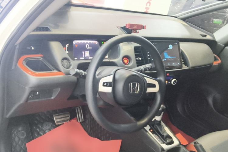 Used Honda Fit 2021 1.5L CVT Trendy Run Pro Edition Center Console