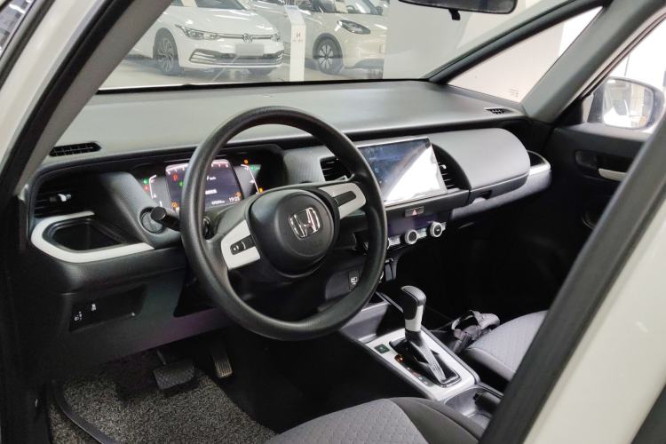 Used Honda Fit 2021 1.5L CVT Trend Edition Center Console