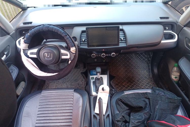 Used Honda Fit 2021 1.5L CVT Trend Edition Center Console