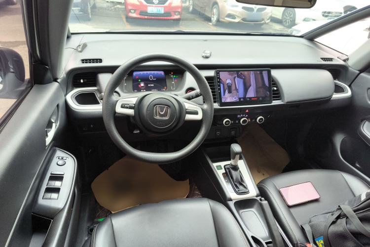 Used Honda Fit 2021 1.5L CVT Trend Edition Center Console