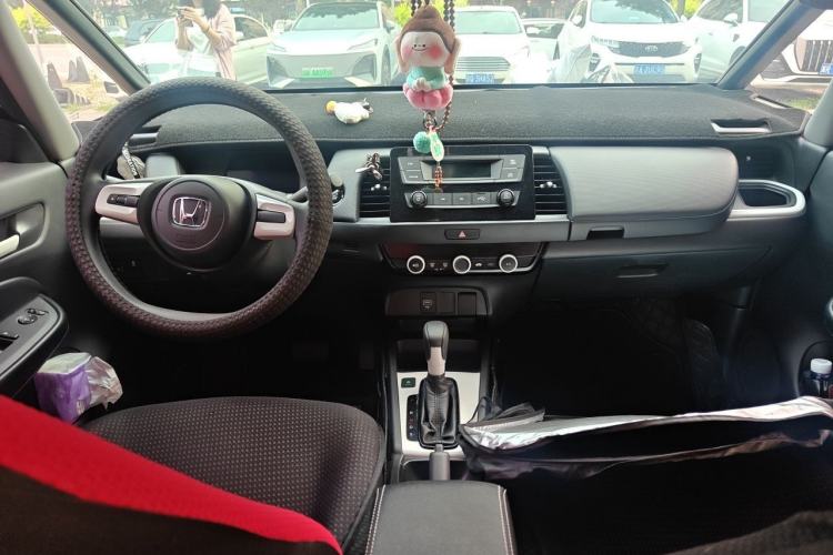 Used Honda Fit 2021 1.5L CVT Trend Edition Center Console